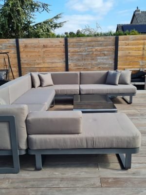 Loungeset Cannes bezorgd in Roermond