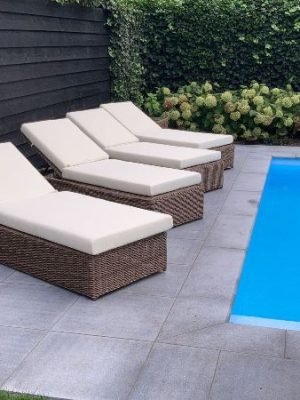 Ligbeddensets Theoules bezorgd in Roosendaal