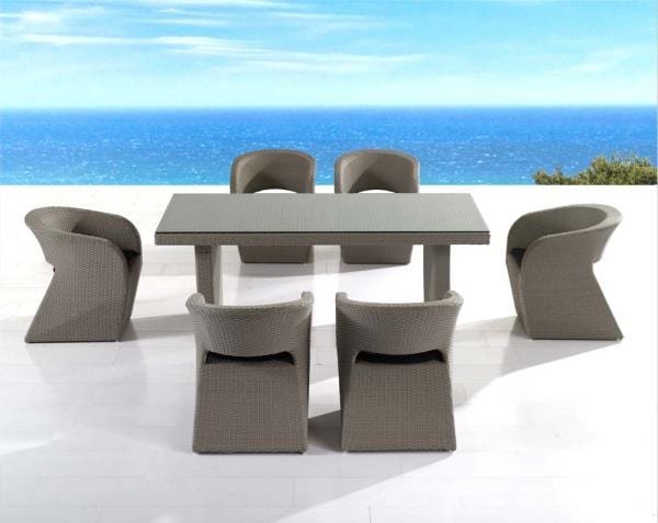 Lees meer over het artikel Tuinsets