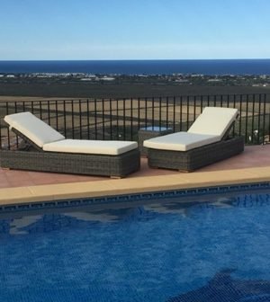 Ligbedden Theoules bezorgd in vakantiehuis Spanje