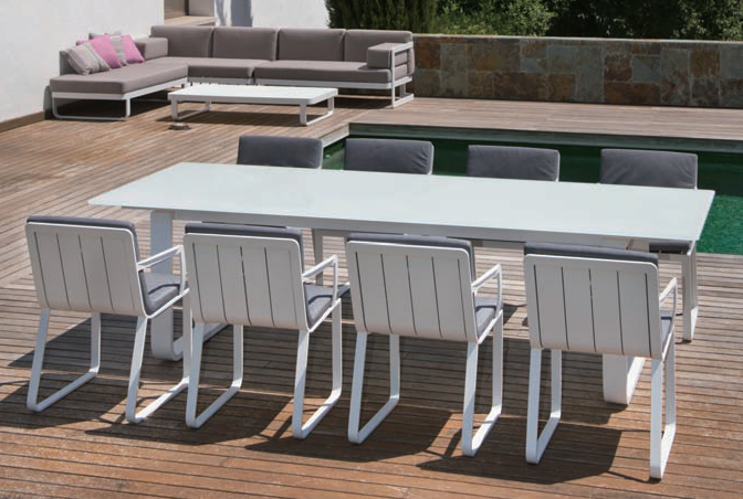 Lees meer over het artikel Tuinset voordeel