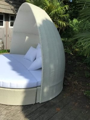 Loungebank Siena bezorgd in Hilvarenbeek