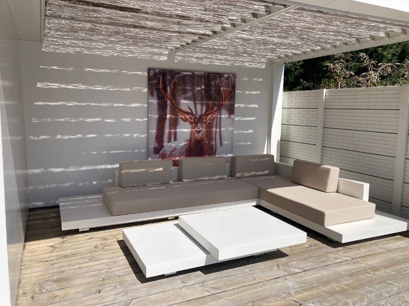 tuinmeubelen modelwoning