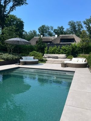 Ligbedden Antibes bezorgd in Laren NH