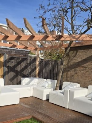 Loungeset Capri bezorgd in Den Haag onder pergola