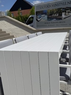 Barset Ibiza bezorgd in Lummen België