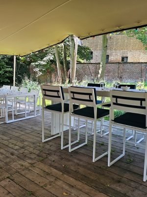 Ibiza Tuinmeubelen bezorgd bij Event GD & A Advocaten