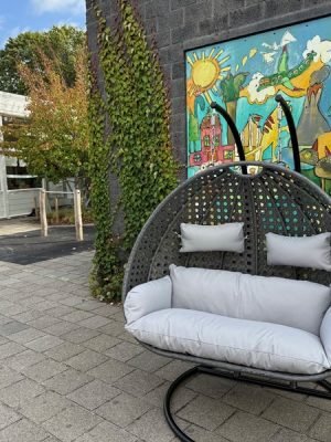 Hangstoel Rio Duo bezorgd bij Kindcentrum de Vlechter in Vlijmen