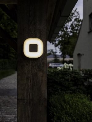 LUTEC Ublo – Kleine vierkante LED wand/muurlamp – zilver